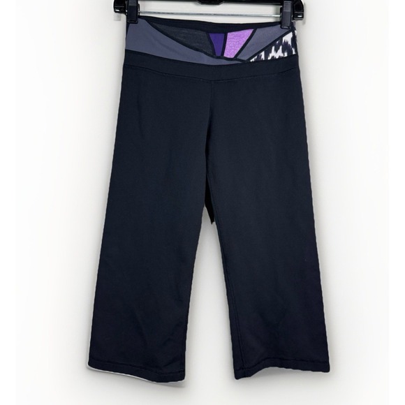 Lululemon Grove Pant Crop Leggings Size 4 Black Purple Yoga Workout Exercise - Picture 1 of 3